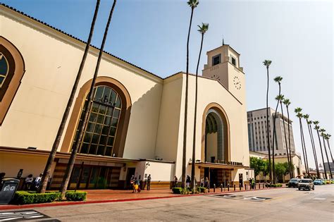 los angeles union station sign